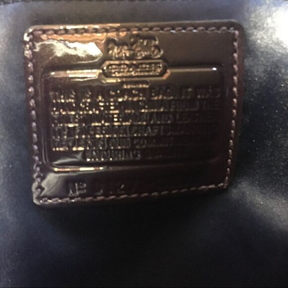 Purple Patent Leather Coach Maggie Bag - Picture 7 of 16